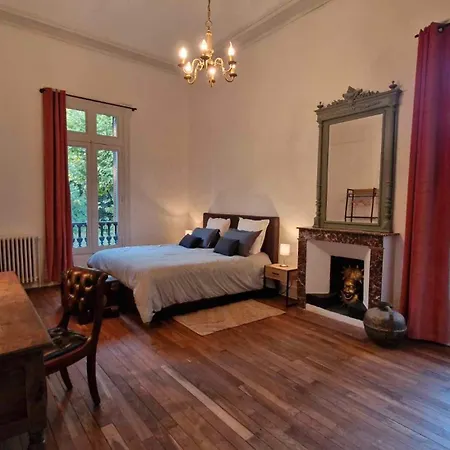 Bed & Breakfast Le Manoir De La Belle Endormie Valreas