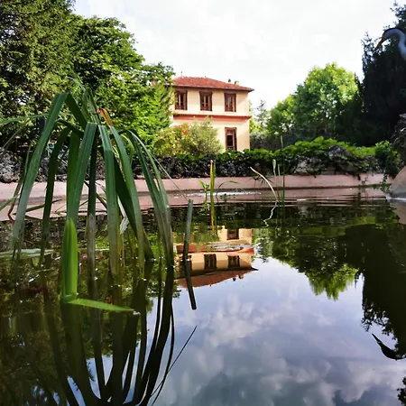 Le Manoir De La Belle Endormie فندق مبيت وإفطار Valréas